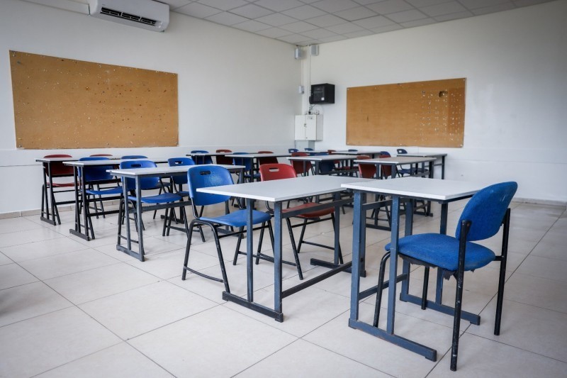 עתירה נגד חוק המונע את העסקת בוגרי מוסדות אקדמיים פלסטיניים במערכת החינוך